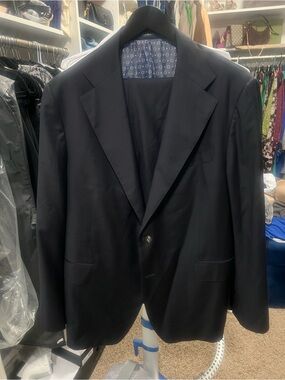 Men's Navy Blue Two-Button Notch Lapel Blazer